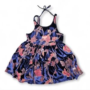 NWT Anthropologie Staring At Stars Floral Velvet Top in Navy and Blue, Size S